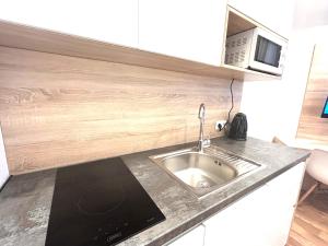 Old Town Apartments Bosacka B27