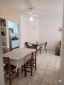 Apartamento completo a 100m da praia da Enseada - Guarujá