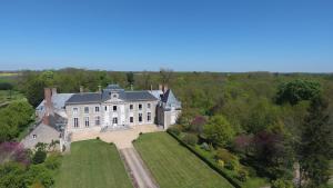 B&B / Chambres d'hotes Chateau La Touanne Loire valley : photos des chambres