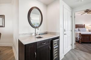 3408 Windsor Court South