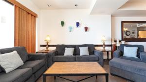 Phase 2 Coronado 107 Stylish Ground-Floor 2BR Steps from Pools, Beach & Las Palomas Fun