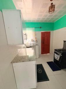 Wamz Apartments And Tours B