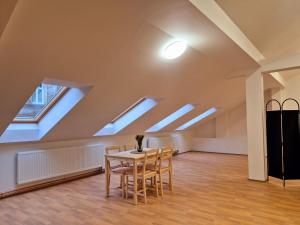 City Center Apartments - Zámeček Hybešova