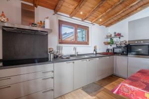 Spacious loft on pedestrian street with views