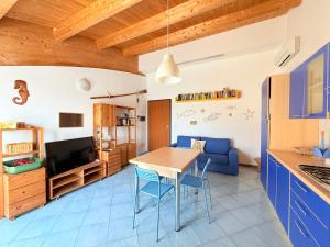 S361 - Sirolo, bilocale in residence con piscina