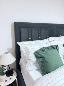 Settles street Hideaway- near central London for 4 people