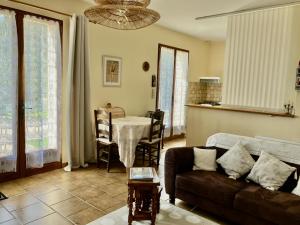 Air-Con & Cosy 3-Star Windmill Cottage of Monpazier within 5 mins walk to village