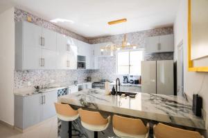 Beachside Luxury 2BR with Private Pool and Terrace