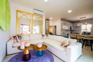 Beachside Luxury 2BR with Private Pool and Terrace