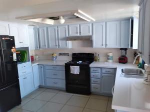 Mesa 4BR Home with Private Pool Great WiFi and Easy Access to Tempe and Downtown Mesa