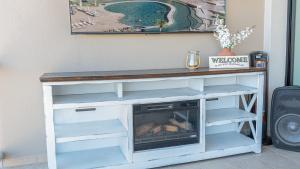 Cristal 803 2 BR 2 BA condo @ Las Palomas Phase 1