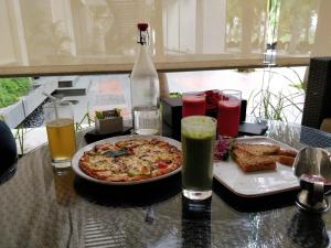 Golf Chateau Serviced Apartments, LODHA Belmondo