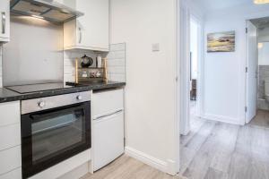 The Crows Nest - 1 Bed Apartment - Swansea Marina