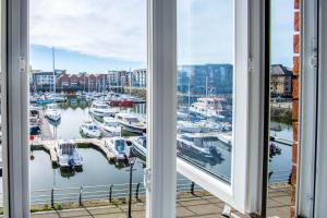 The Crows Nest - 1 Bed Apartment - Swansea Marina