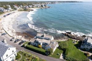 Mother`s Beach House