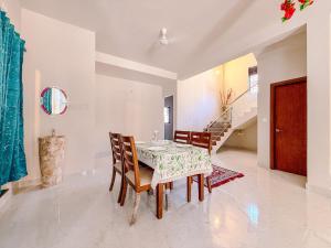 SeaLara Resorts