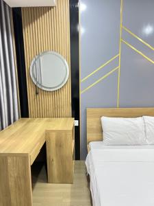 Luxury 2BR at River Panorama, Pool 35F