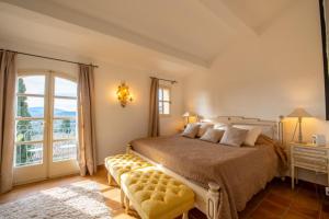 Charming Village House In Grimaud