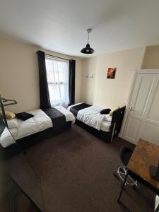 Spacious 3-bedroom house on Wordsworth Road