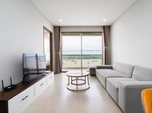 Sky89 Condo High Floor, Gym, Netflix & Pool 35F