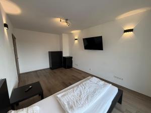 Modernes Apartment - Küche & Balkon - Top Lage - zentral KL - 6 Gäste