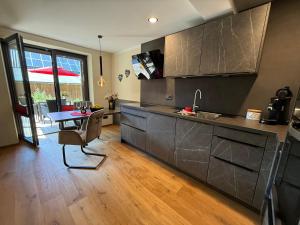 Ferienwohnung im Chaletstil Kornspeicher 70 qm Wellness Fitness Sauna Bergrödelhof