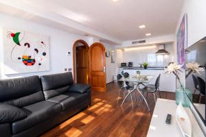 279 Blau Blue 1 by Mallorca Charme