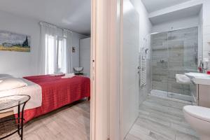 Lorenzas House - Stanza nei pressi fermata Villa Costanza