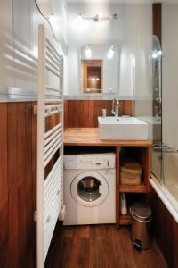 Studio au calme avec coin montagne et parking privé