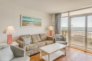 Updated North Myrtle Beach Condo with Lazy River!