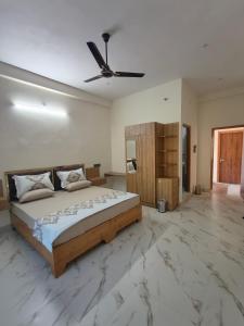 Da Sampurn Hotel