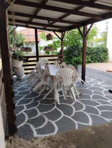 Ifigenia Apartment Nea Vrasna
