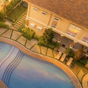 2BR Camella Condo Room with Pool, Gym, and Playground