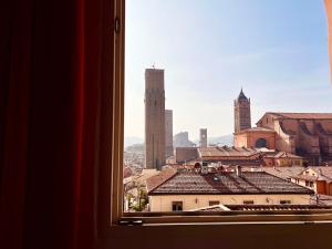 Tower of Lovers - Iconic Ancient Altana