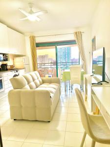 Paradise Sunshine Studio