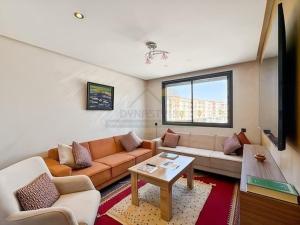Modern 2BR Apartment with Balcony, Parking & Fast WiFi