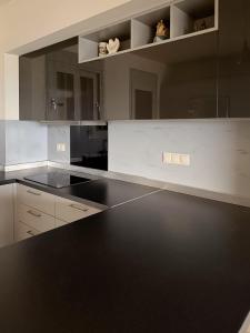 AG Rodon, Seaview Apartment