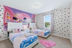 Solterra Serenity 7BR Luxury Estate w Private Pool