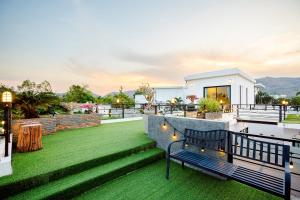 Modern love pool villa หัวหิน