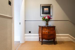 Beautiful 5 Bedroom Home in Evesham