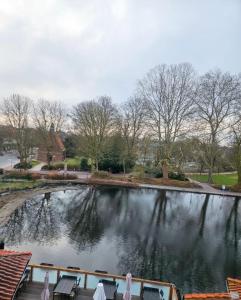 - LUXUS-OASE - Massagesessel, Wasserblick & Sky TV