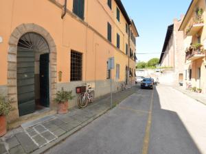 Lucca Central Garden Cottage