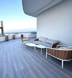 Brand new Oceanview 3 bedroom with Private Jacuzzi