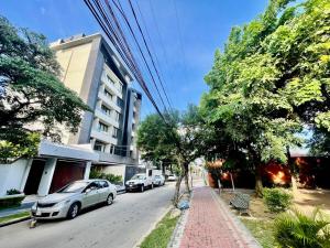 Amplio y moderno Studio con Balcony en Equipetrol
