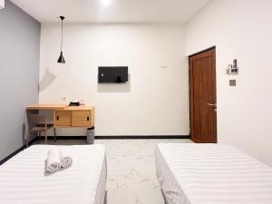 Urbanview Hotel Jackson Living near Stasiun Malang