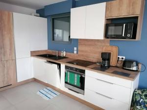 Bel Apt 4P, 6 Pers, Terrasse, Parking, Proche Plage et Commerces, Quartier Calme – Ciboure - FR-1-792-17