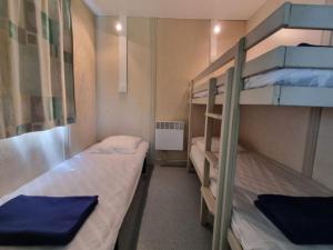 Chalet avec terrasse pour 5 pers. à Gondrin - API-1-52-823