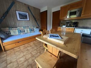 Appartement pratique proche du centre - 4 pers. - FR-1-676-253