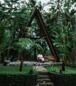 Delta Casa Ubud - A-Frame Villa with Volcano Views & Hot Tub