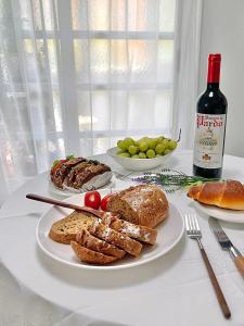 4인 대구 반월당 동성로 중구 편안한 화이트 스테이